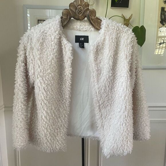 H&M Jackets & Blazers - H&M Cropped Sheepdog Faux Fur Jacket Ivory 6